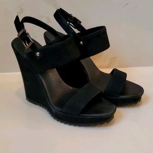 Vince Camuto suede wedges
